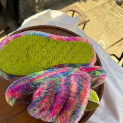 UGG Fluff Yeah Slides Kids Rainbow Color Faux Fur Slides Sandals 1129072K Size 1
