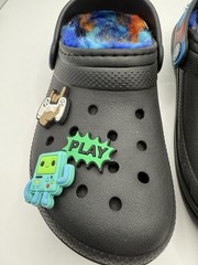 Crocs Classic Lined Sprayed Tie Dye Clog Unisex J 1 Black W Gaming Croc Charms