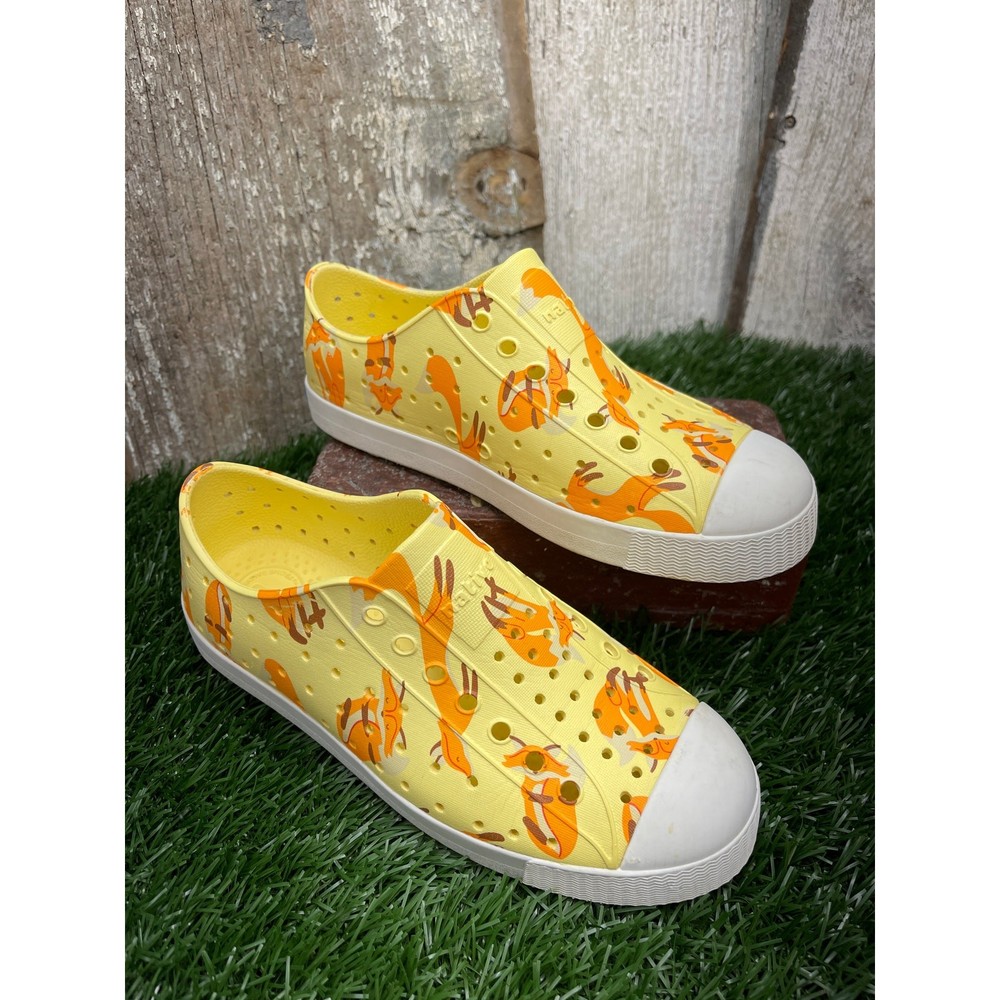 Native Jefferson Yellow Fox Slip-On J2 Sandals