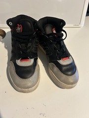 Size 2.5us adidas Drop Step Mid Black Vivid Red
