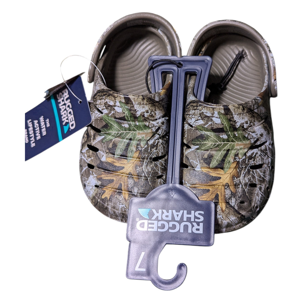 Rugged Shark – Real Tree -Toddler -EVA Clogs Featuring A Camouflage Print Size 7