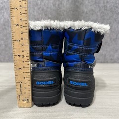 Sorel Snow Commander Boots Kids Size 5 Blue Camo Faux Fur Winter Snow Boots