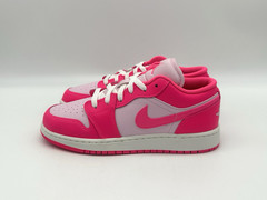 Nike Air Jordan 1 Low GS Size 6Y Valentines Day Pink White 553560-661