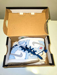 Jordan 1 Mid SE (TD) Kids Sneaker US 4C Blue/White/Gray Leather DR6236-401