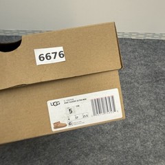 UGG Kids‘ Classic Ultra Mini Boot Size 5 Authentic with Original Box 1130750K