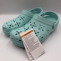CROCS Classic Floral Cut Out Clog – Aquamarine – 210943-4PD – Junior – **NEW**