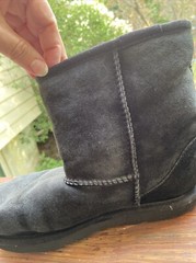 UGG Kid’s CLASSIC II 1017703K BLACK Casual Suede Slip On Boots SIZE 3