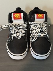 Heelys Pro 20 Print Size KIDS Youth 3 Black Canvas Skate Shoes Flames