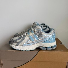 New Balance 1906 R Silver/Metallic Blue Kids Sneakers GC1906EW – SZ 3.5 Y