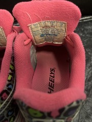 Heelys Pro 20 Nova Roller Shoes – Size 1 Youth – Pink/Silver Multicolor