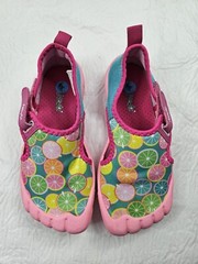 NEWTZ Water Socks Shoes Youth Size 13/1 Pink Fruit Slices Teal Swimming Beach
