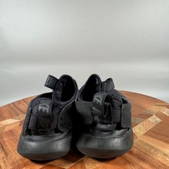 Nike Flex Runner Triple Black Kids Slip On Running Shoes AT4665-003 Size 10C