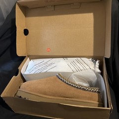 Ugg tasman women size 10
