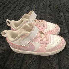 Nike Low Top Hook & Loop Sneaker Pink/White Logo Kids US9c