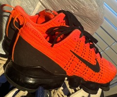 Nike Air Vapormax Flyknit Crimson Flash BQ5238-601 Unisex Size 4.5Y