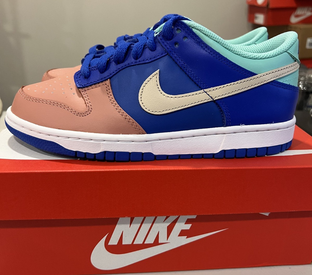 Size 6Y Unisex- Nike Dunk Low SE GS Hyper royal/sanddrift, DZ2873-400 NIB