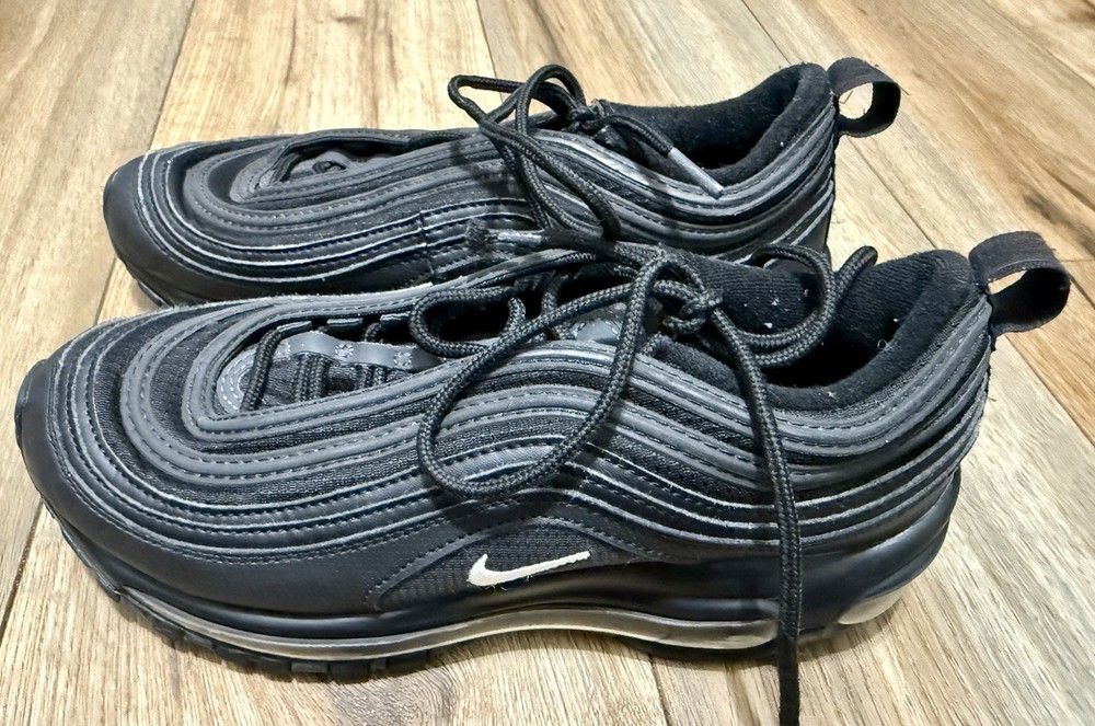 Nike Air Max 97 GS Triple Black Running Shoes 921522-011 Size 5.5Y Womens 7 EUC