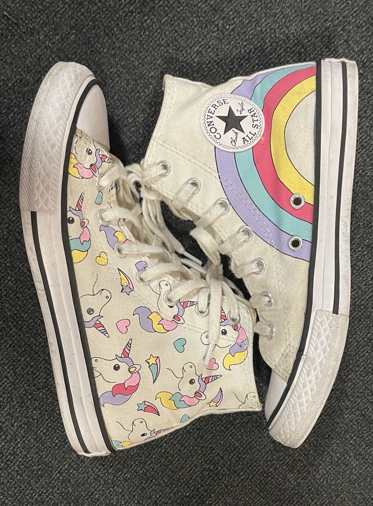 CONVERSE All-Star Chuck Taylor Size 3 US High Top Sneakers Unicorn And Rainbows