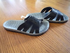 Youth Size 5-6 Black Open Toe Molded Slide On Sandal by Senski & C Assisi Italy