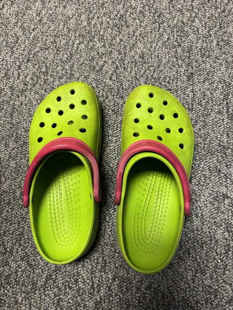 Crocs Classic Clog Green with Pink Strap Unisex