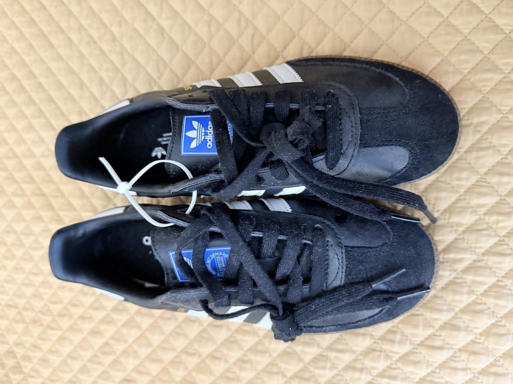 Size 4 1/2- adidas Samba OG Black Gum