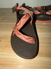 Chacos Z2 Yampa Coral Brown Size 4 Kids Junior Sandals