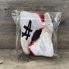ASICS Matflex Wrestling Shoes Kids Size 2 White Black Red High Top 1084A011