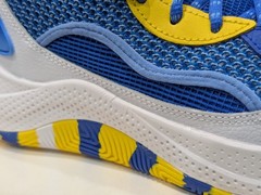 Under Armour Curry 3Zer0 24 GS – Warriors – Size: 7Y – 3027627 400 – Royal – NEW