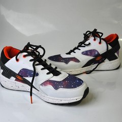 Heelys White / Galaxy Print Skate Sneakers US Size 8