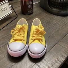 Epic Step Kids Yellow Sneakers. Worn Once! Size 2