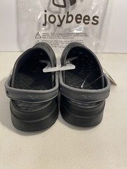 Joybees kids Active Clog Size J3 New In Plastic