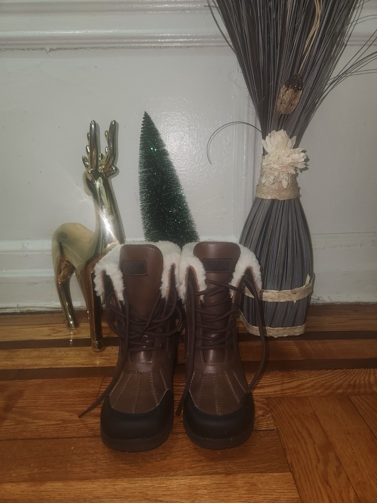 UGG Brown Shearling Lined Leather Snow Boots Unisex Kids Lace Up Fur Trim