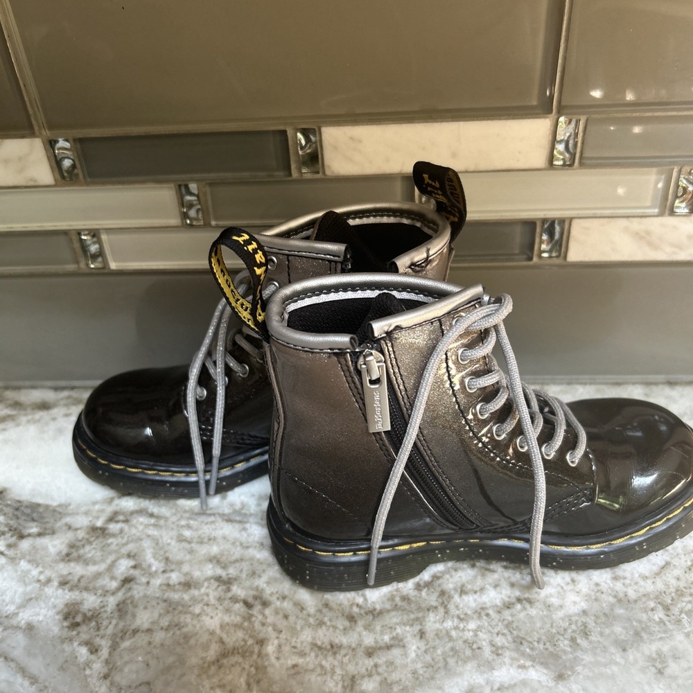 Dr. Martens Boots Big Kids Size 3 Black Patent Leather Lace-Up Combat Zipper
