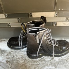 Dr. Martens Boots Big Kids Size 3 Black Patent Leather Lace-Up Combat Zipper
