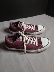 Converse Chuck Taylors Maroon Madison Low Tops With Plaid Size 8