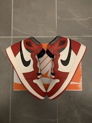 Size 7 (GS) – Jordan 1 Retro OG High Chicago Lost & Found