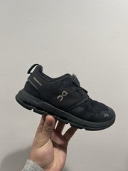 On Cloud Sky Kids Running Shoes Black Sneakers US 1 3KD11430485