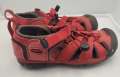 KEEN Newport H2 Water Hiking Sandals Close Toe Youth Kids Sz 11 Red