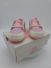 Nike Jordan 1 Retro Low Travis Scott Sail Tropical Pink PS Size 1.5Y IQ7605-101