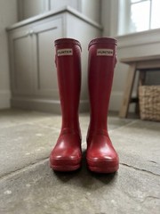 Hunter Red Kids‘ Original Gloss Waterproof Rain Boot Boys Girls Size 1/2