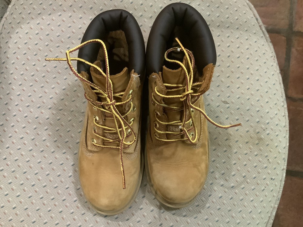 Timberland Youth Boys 6” Premium Waterproof BootsWheat Nubuck NEW, Sz 2M, Ret$90