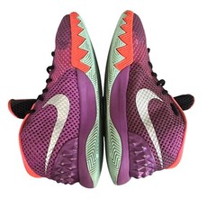 Nike Kyrie Irving 1 Easter 2015 Basketball Sneakers Size 7 Y Mid Top 717219-508