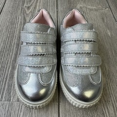 Tucker + Tate Teagin Sneaker Silver Metallic Size 11 Kids