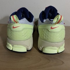 Nike Vomero 5 Barely Volt MidnIght Navy GS – Size 6.5Y