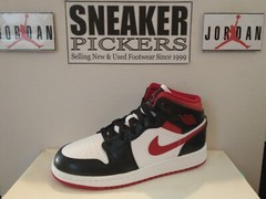 Air Jordan 1 Mid (GS) – DJ4695 122 – White / Gym Red – Black – Size: 5Y – NEW !