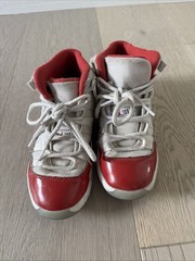 Air Jordan 11 Cherry Pre-School Size 12c Retro 2022 378039-116 Used