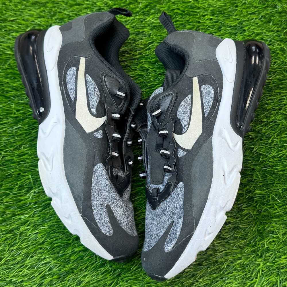 Nike Air Max 270 React Youth Size 7 Medium Black Vast Grey Running Shoes
