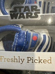 Star Wars freshly picked shoes size 4 New With Box