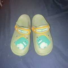 Kids Clog Bebe Shoes Cartoon Green Size 3-4US, 34-35EUR New.