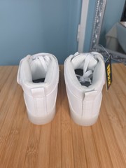 IGxx LED Light Up High-Top Sneakers Size 35 Kids
